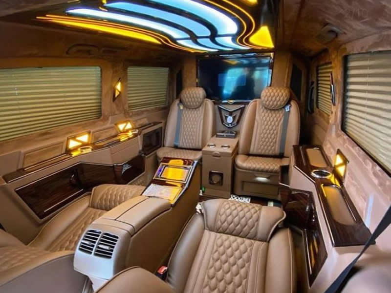 VIP Oto Perdesi Plise – Lüks Araçlar İçin Özel Güneş Koruma